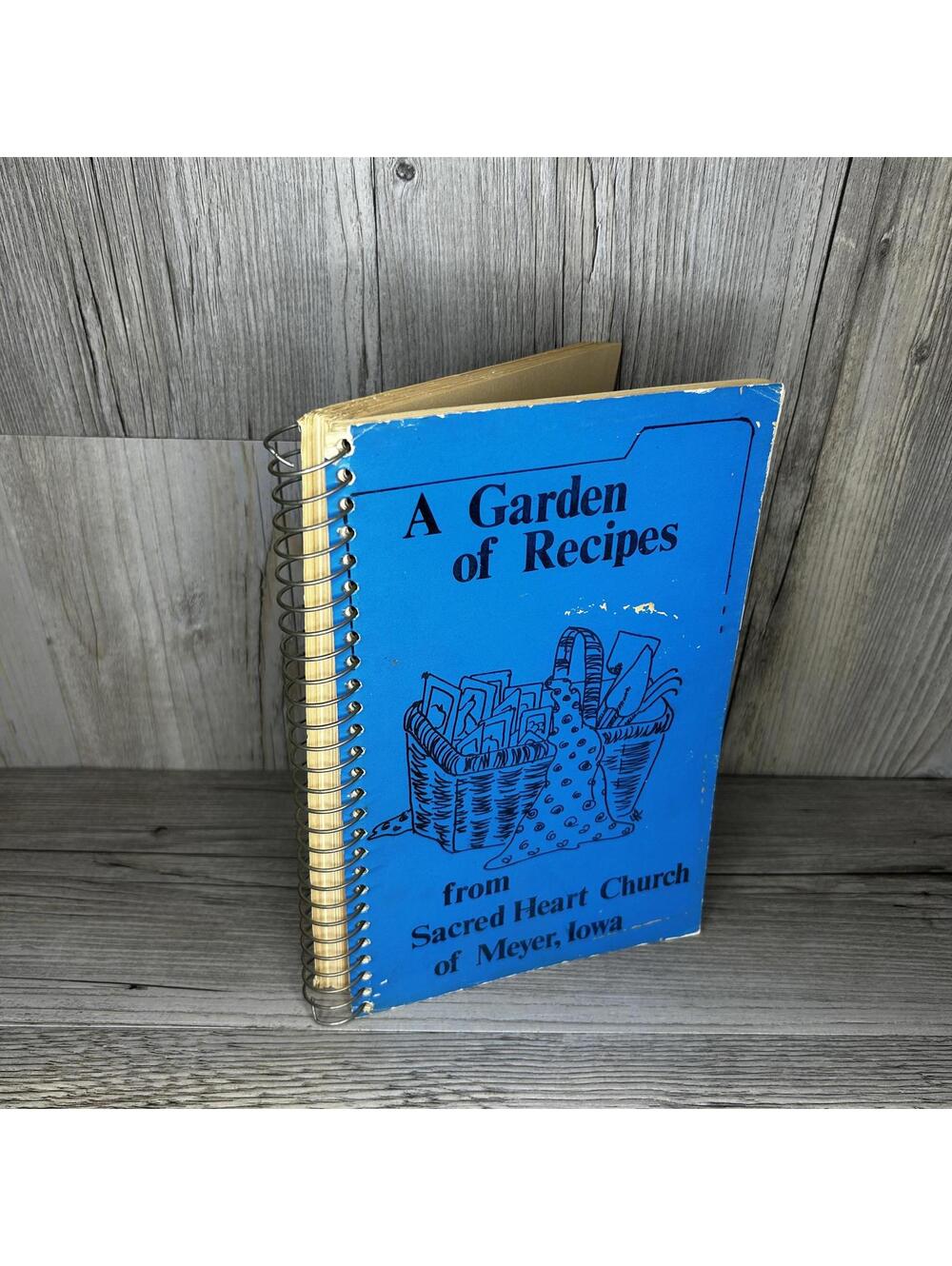 A Garden of Recipes - Sacred Heart Church Cookbook